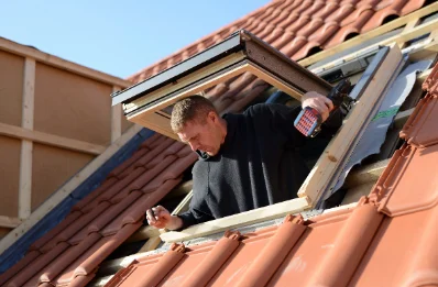 Pose de fenêtres de toit Velux au Thuit